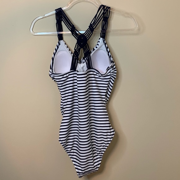 KONA SOL SHIRRED MACRAME STRAP ONE PIECE NWOT - Picture 5 of 8